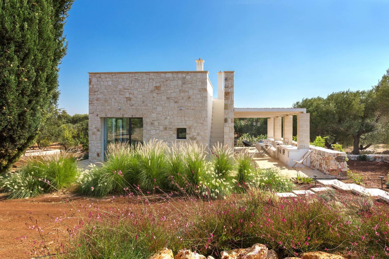 Casale Con Cipresso Villa Ostuni Exteriör bild