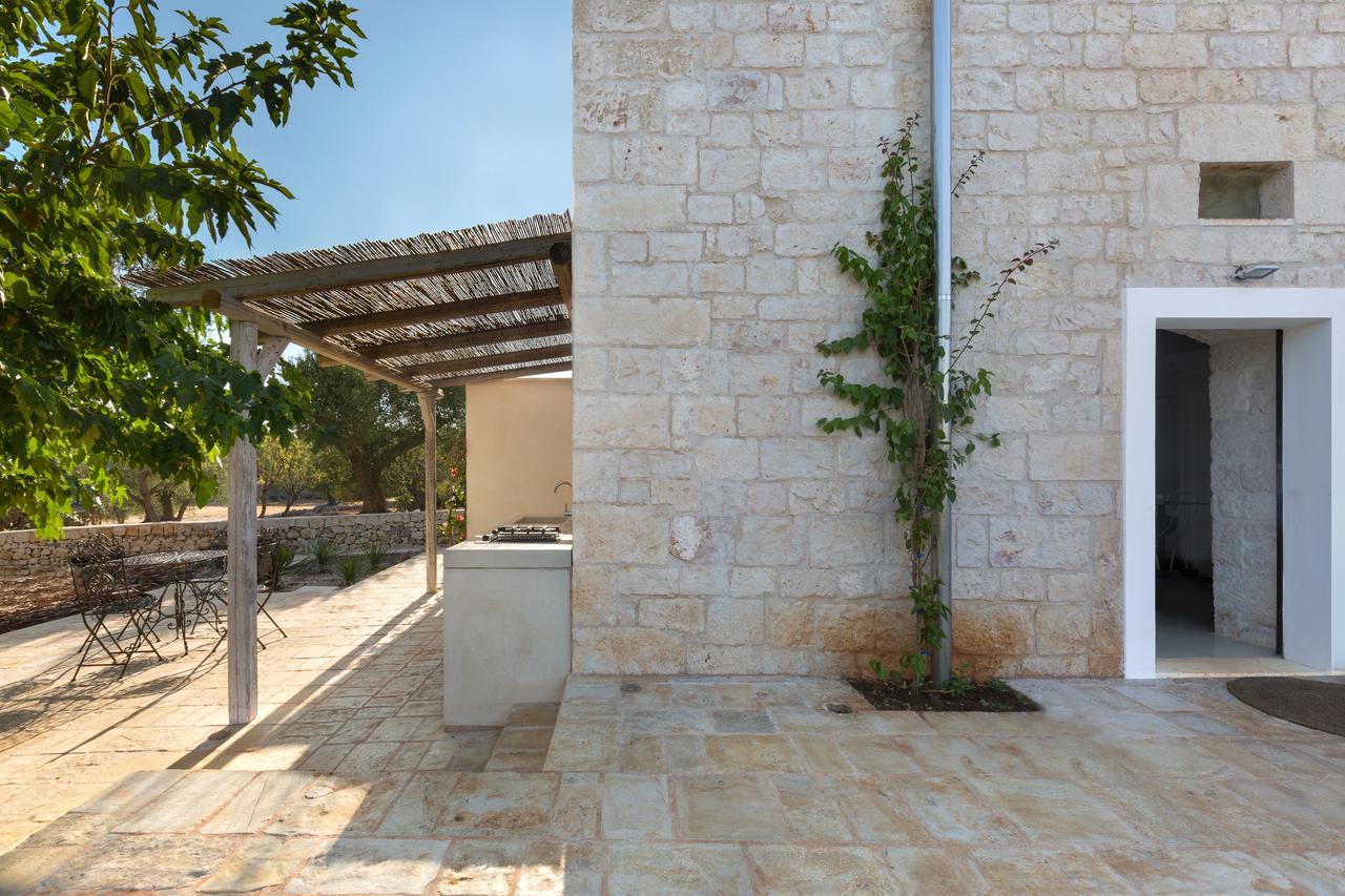 Casale Con Cipresso Villa Ostuni Exteriör bild