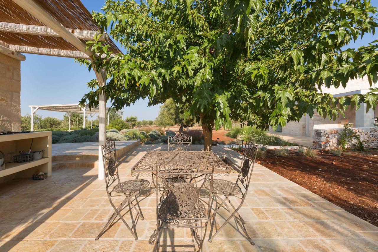 Casale Con Cipresso Villa Ostuni Exteriör bild
