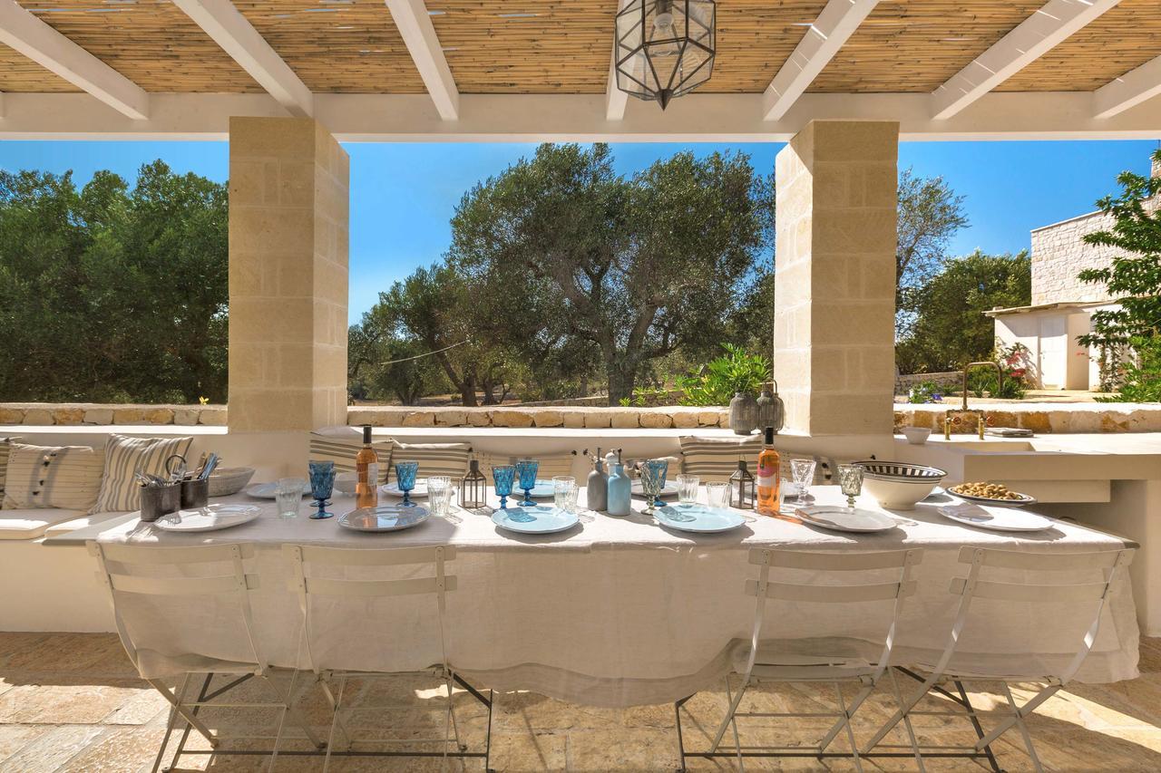 Casale Con Cipresso Villa Ostuni Exteriör bild