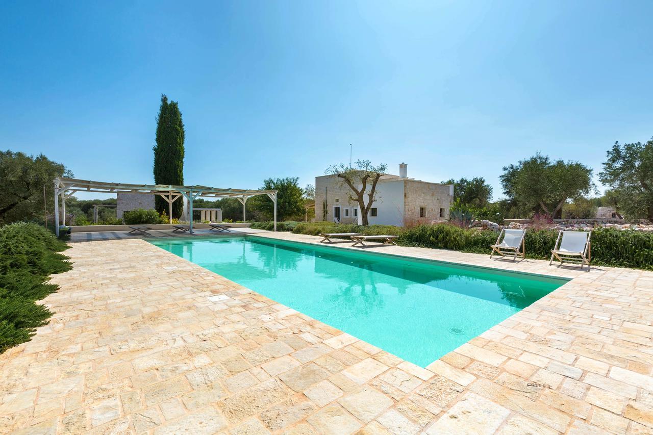 Casale Con Cipresso Villa Ostuni Exteriör bild