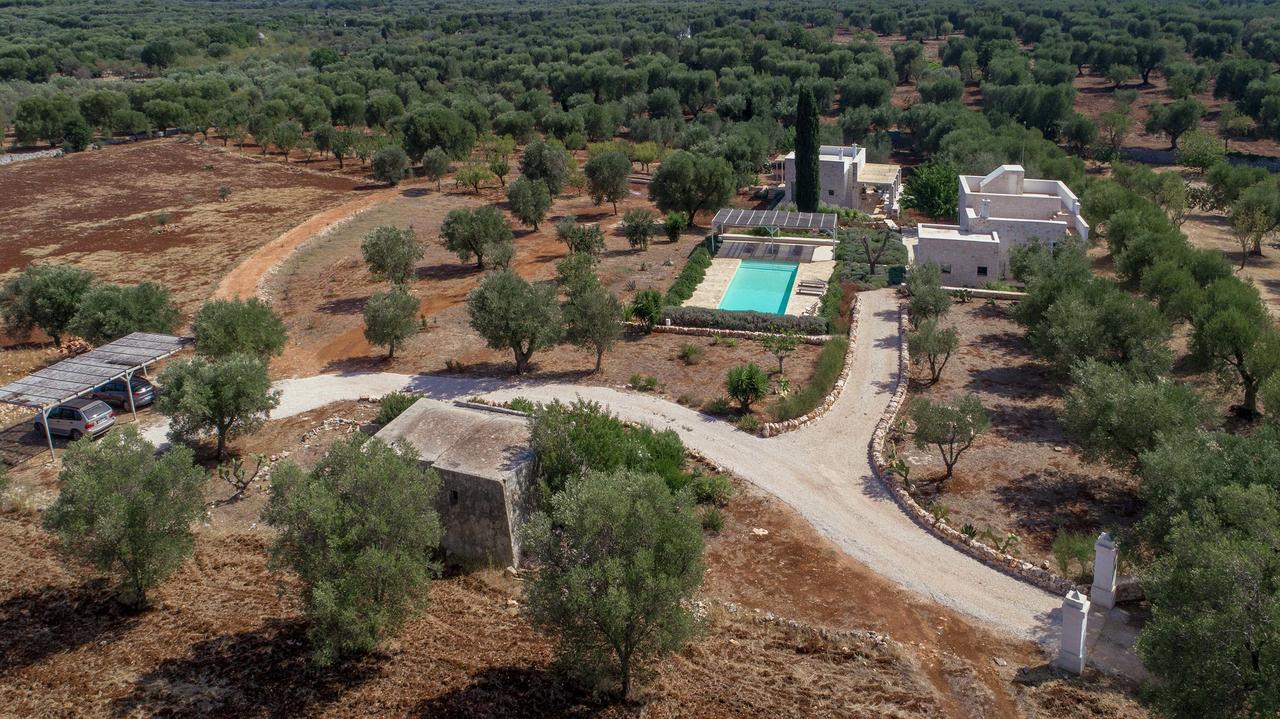 Casale Con Cipresso Villa Ostuni Exteriör bild